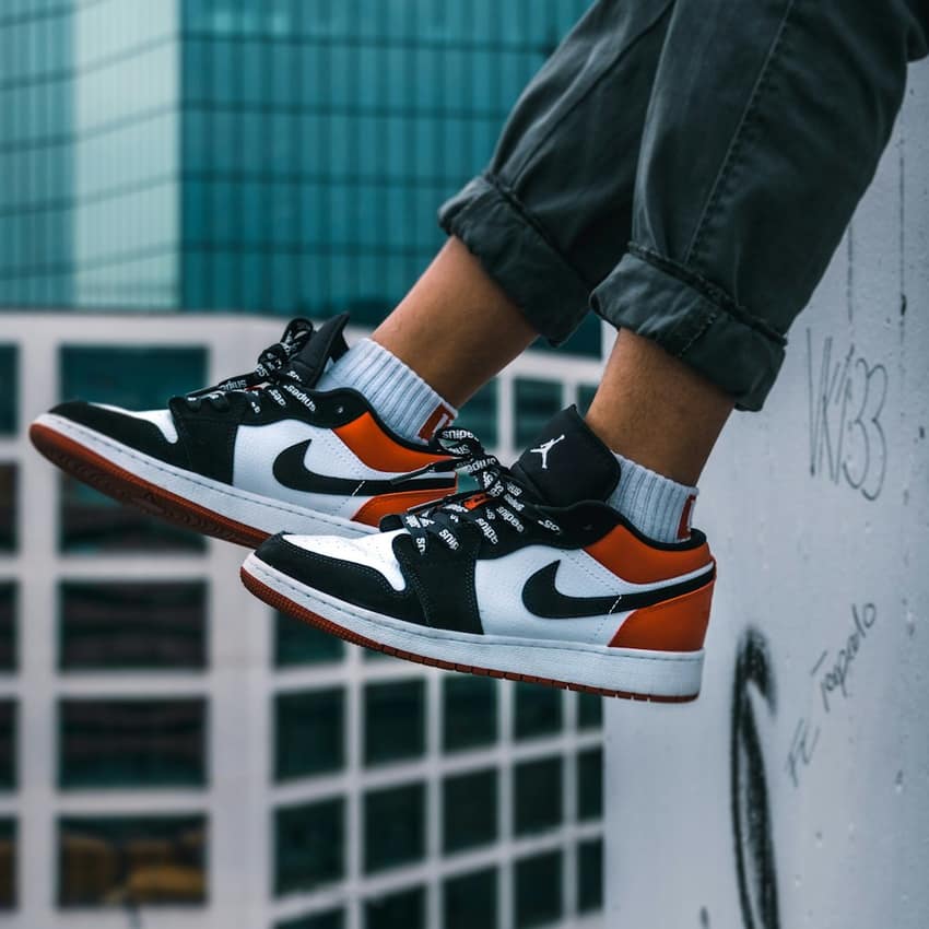 Apex Drift White Studio Sneakers